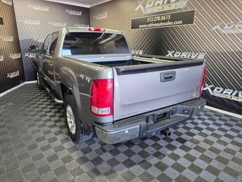 Used 2009 GMC Sierra 1500 SLE w/ Power Pack Plus AWD/4WD image 11
