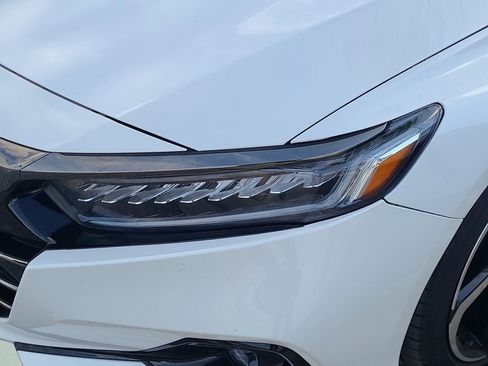 Used 2022 Honda Accord Sport image 35