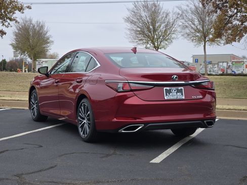 New 2025 Lexus ES 350 w/ Premium Package image 3
