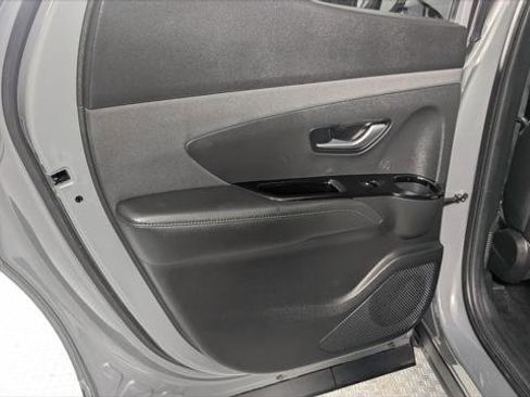 Used 2022 Hyundai Santa Cruz Limited image 13