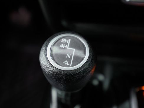 Used 2022 Jeep Wrangler Unlimited Sport AWD/4WD image 28