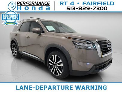 Used 2025 Nissan Pathfinder Platinum