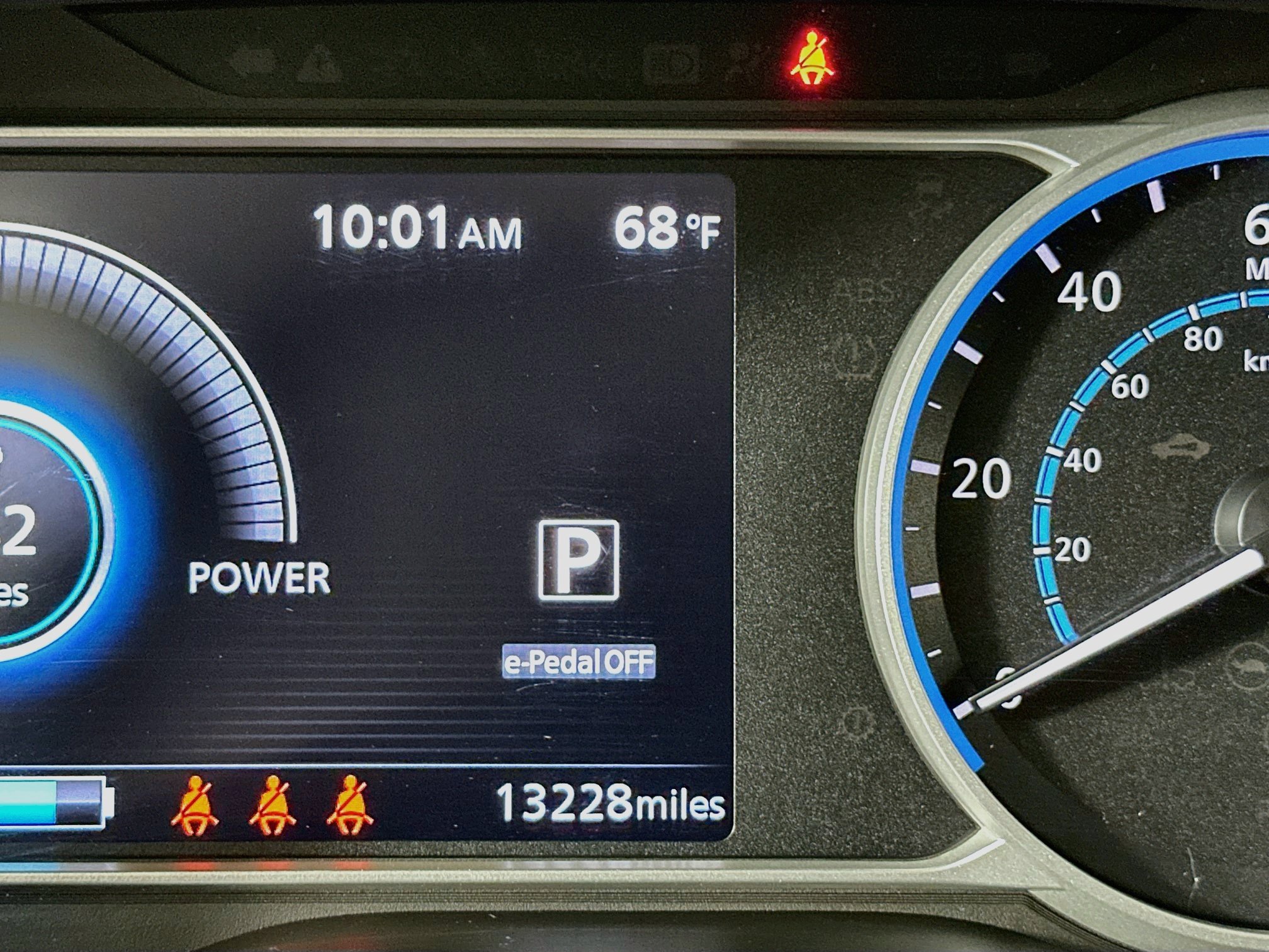Used 2025 Nissan Leaf S FWD image 19