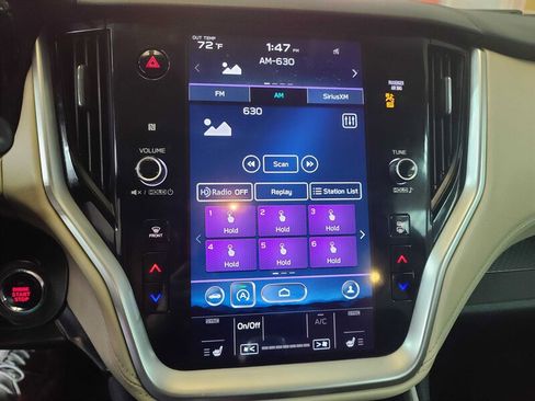 Used 2021 Subaru Outback Premium image 26