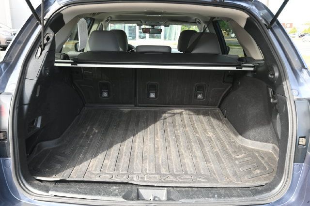 Used 2018 Subaru Outback 2.5i Limited AWD/4WD image 5