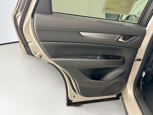 Used 2025 MAZDA CX-5 AWD 2.5 S w/ Select Package image 27