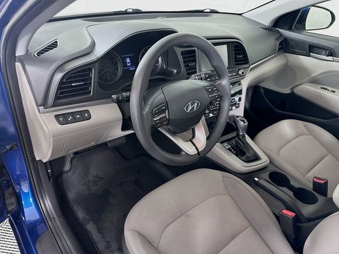 Used 2020 Hyundai Elantra SEL w/ Convenience Package (C2) image 9