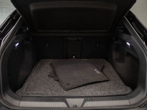 Used 2023 Volkswagen ID.4 Pro S Plus image 28