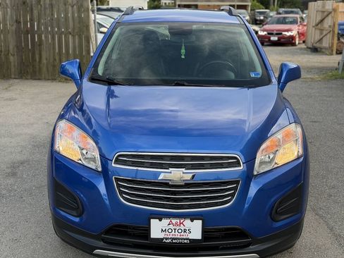 Used 2015 Chevrolet Trax LT w/ LT Plus Package AWD/4WD image 4