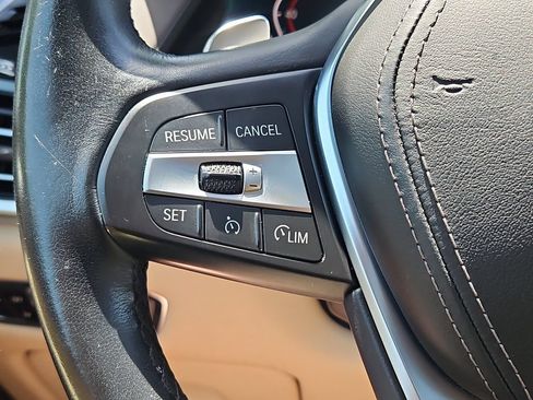 Used 2019 BMW X5 xDrive40i w/ Premium Package 2 AWD/4WD image 29