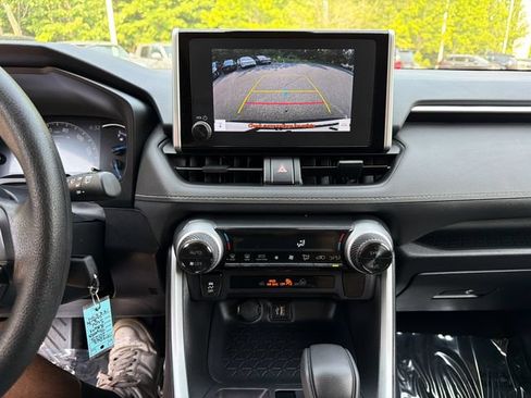 Certified 2025 Toyota RAV4 LE AWD/4WD image 35