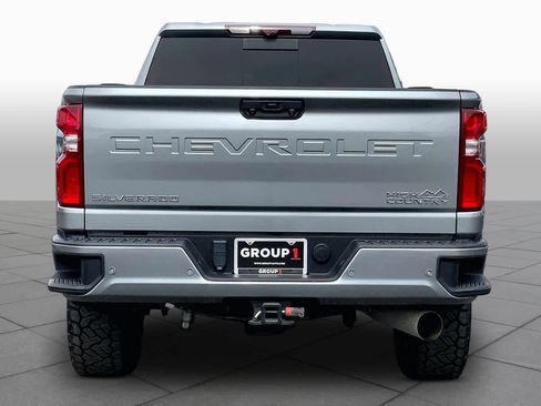 Used 2024 Chevrolet Silverado 3500 High Country w/ High Country Premium Package AWD/4WD image 5