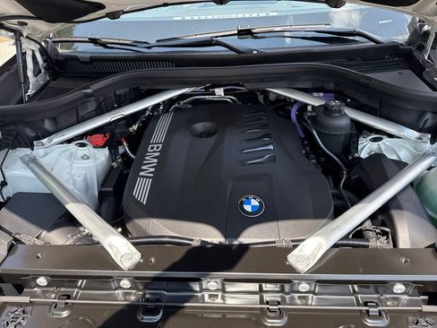 New 2026 BMW X5 xDrive40i w/ M Sport Package AWD/4WD image 29