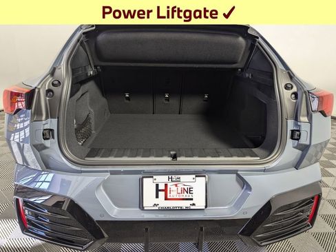 Used 2025 BMW X2 xDrive28i w/ M Sport Package image 19