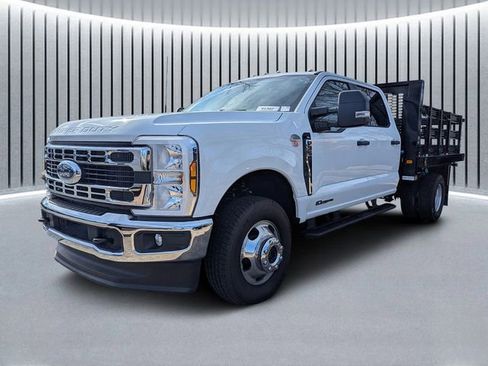 New 2025 Ford F350 XL w/ XL Chrome Package AWD/4WD image 9
