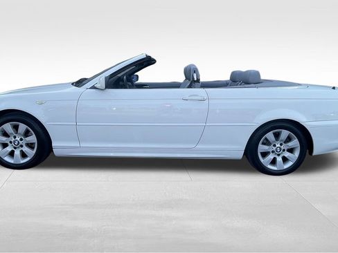 Used 2005 BMW 325Ci Convertible image 2