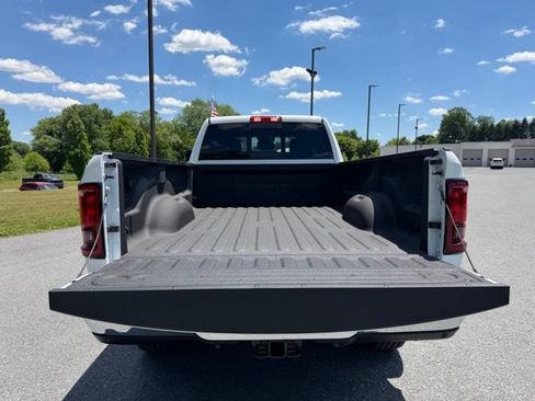 New 2026 RAM 2500 Tradesman AWD/4WD image 19