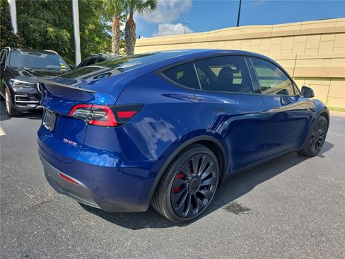 Used 2024 Tesla Model Y Performance AWD/4WD image 3