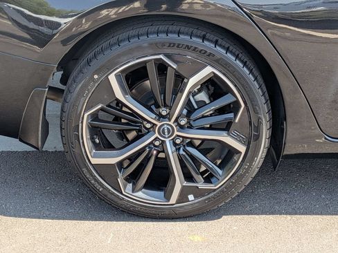 Used 2023 Nissan Altima 2.5 SR FWD image 28