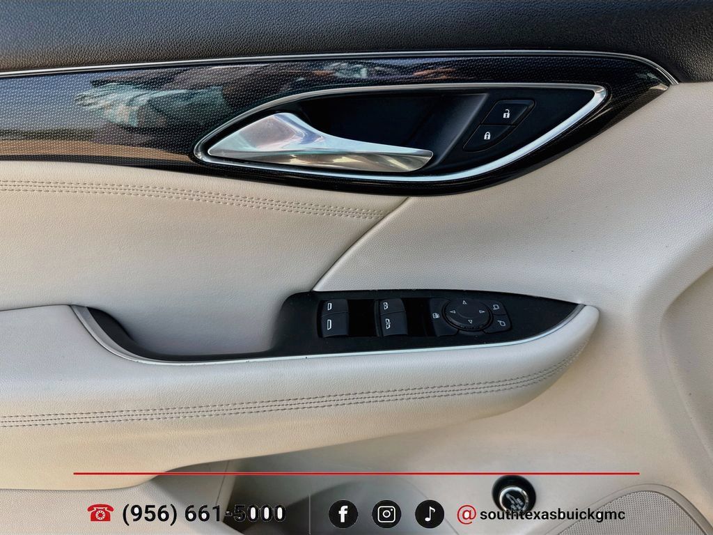 Used 2021 Buick Envision Preferred FWD image 10