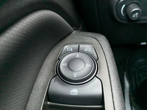 Used 2024 Chevrolet Equinox RS image 39