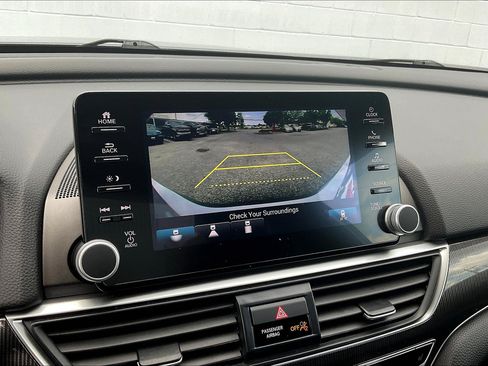 Used 2020 Honda Accord Sport image 21