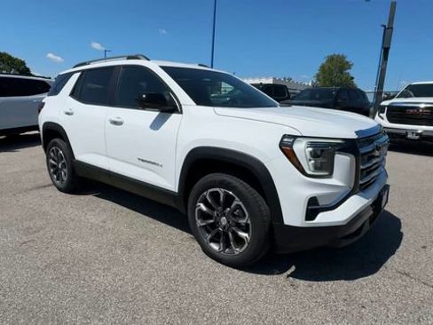 New 2026 GMC Terrain Elevation w/ Elevation Premium Package FWD image 2