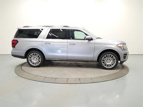 Used 2024 Ford Expedition Max Limited image 8