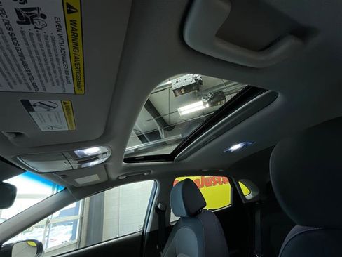 Used 2023 Hyundai Kona SEL FWD image 14