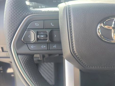 New 2026 Toyota Tundra Limited AWD/4WD image 15