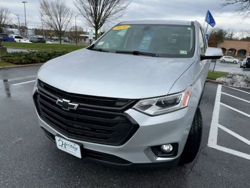 Used 2020 Chevrolet Traverse LT w/ LPO, Black Accent Package image 7