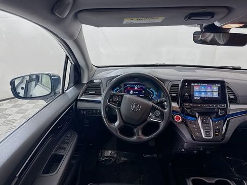 Used 2022 Honda Odyssey Elite image 21