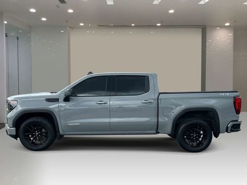 Used 2024 GMC Sierra 1500 Elevation AWD/4WD image 2