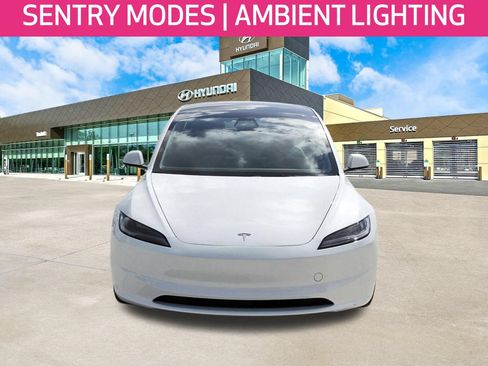 Used 2024 Tesla Model 3 Standard Range RWD image 2