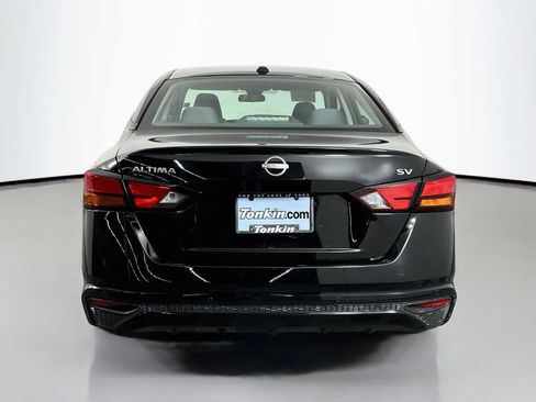 Used 2023 Nissan Altima 2.5 SV FWD image 7