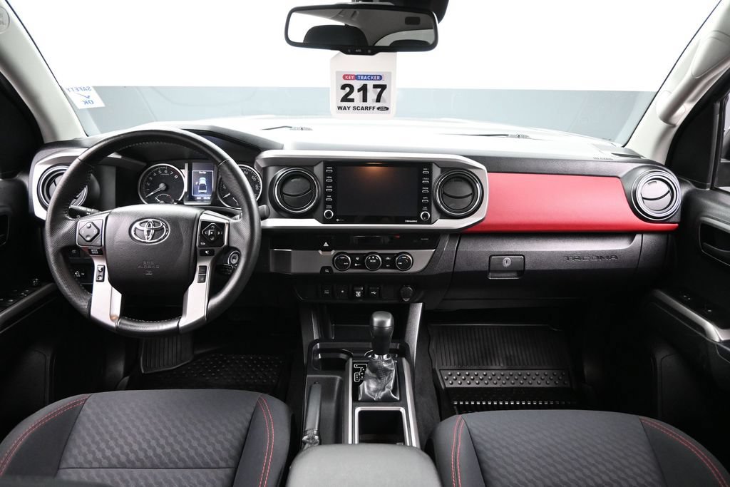 Used 2021 Toyota Tacoma SR5 RWD image 19