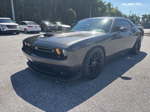 Used 2023 Dodge Challenger GT image 5