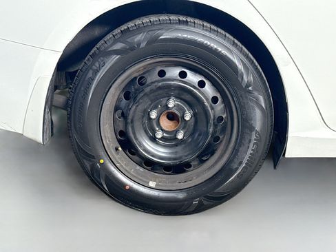 Used 2025 Nissan Altima 2.5 S image 33