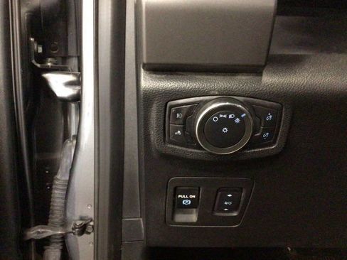 Used 2016 Ford F150 XLT w/ Equipment Group 302A Luxury image 13