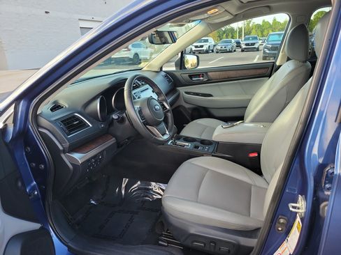 Used 2019 Subaru Outback 2.5i Limited AWD/4WD image 15