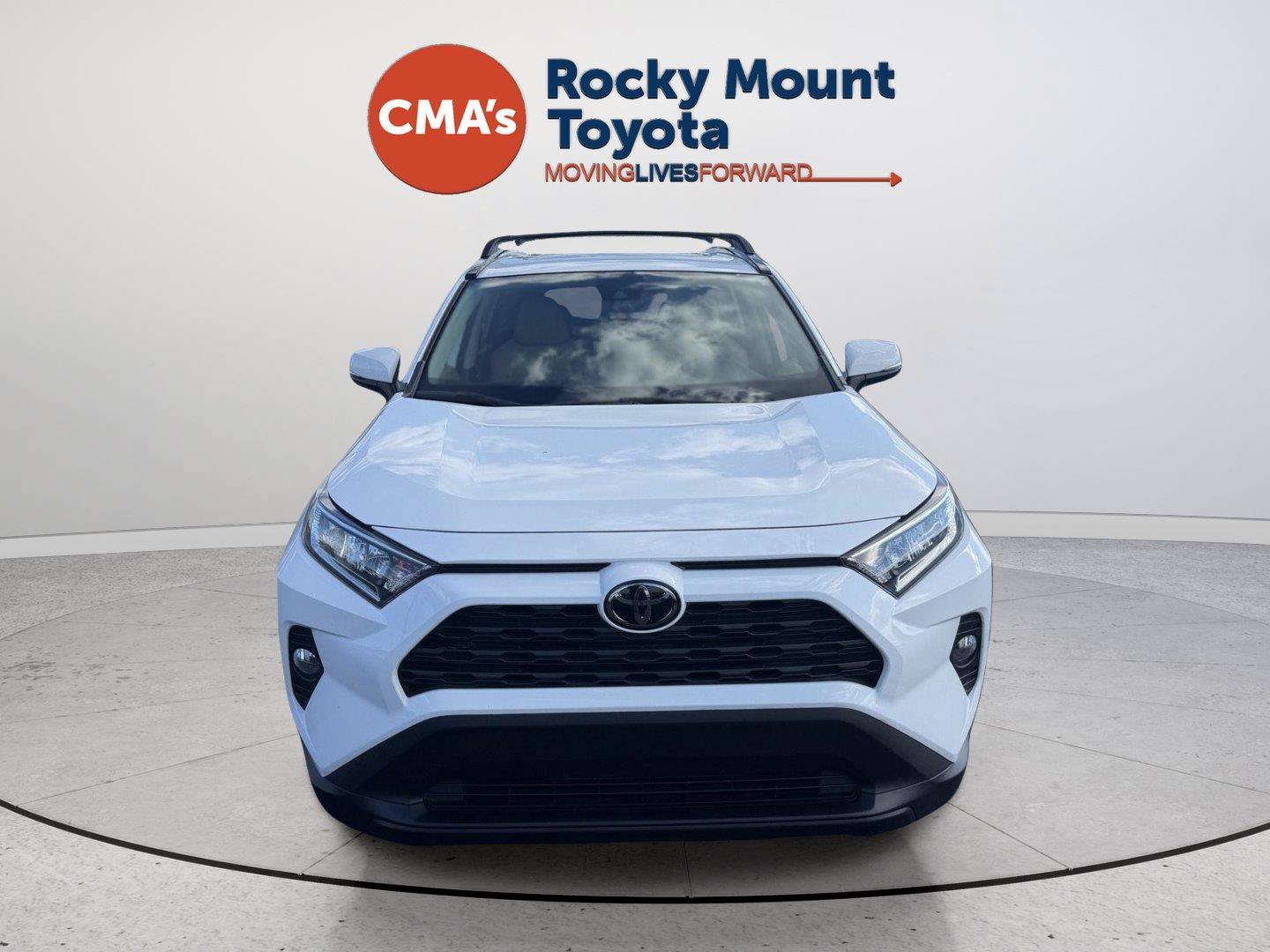 Used 2021 Toyota RAV4 XLE w/ Convenience Package AWD/4WD image 2