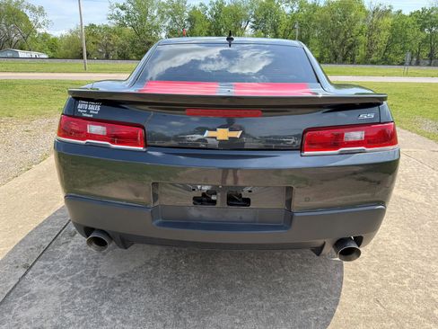 Used 2015 Chevrolet Camaro SS RWD image 6