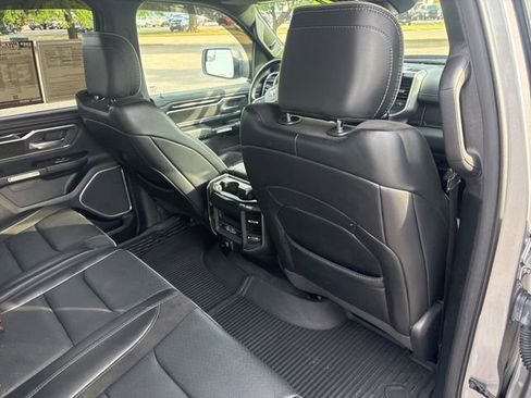 Used 2021 RAM 1500 Laramie AWD/4WD image 18