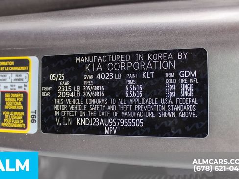 Used 2025 Kia Soul LX w/ LX Technology Package FWD image 40