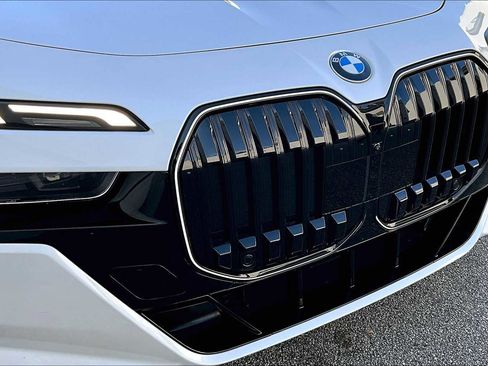 Used 2025 BMW 760i xDrive 760i xDrive w/ Executive Package image 57