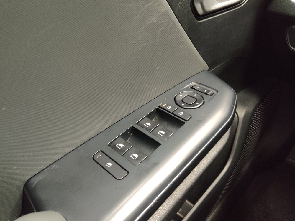 Used 2025 Kia K4 FWD image 27