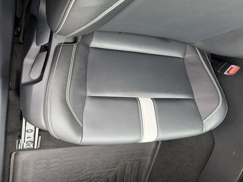 Used 2025 Toyota Camry SE w/ Convenience Package FWD image 16