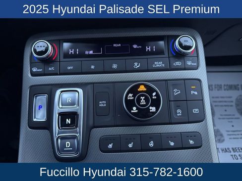 Used 2025 Hyundai Palisade SEL AWD/4WD image 21