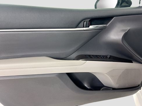 Used 2021 Toyota Camry LE w/ Carpet Mat Package (TMS) image 16