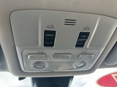Used 2017 Toyota Corolla XSE w/ Carpet Mat Package (TMS) FWD image 4